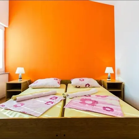 With A Parking Space - 11522 דירה *