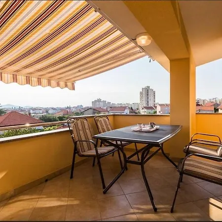 Appartement With A Parking Space - 11522