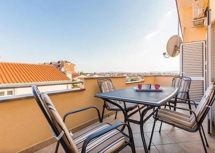 Lägenhet With A Parking Space - 11522 Zadar