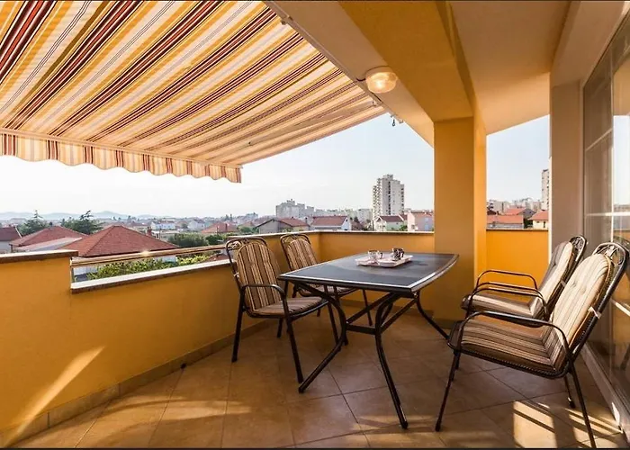 Lägenhet With A Parking Space - 11522